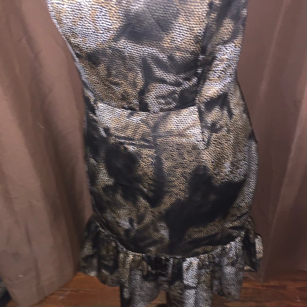 Outback Red Bottom Ruffle Hem Dress size 6 - Picture 4 of 10